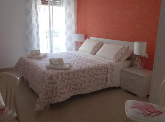 L'approdo Πανσιόν